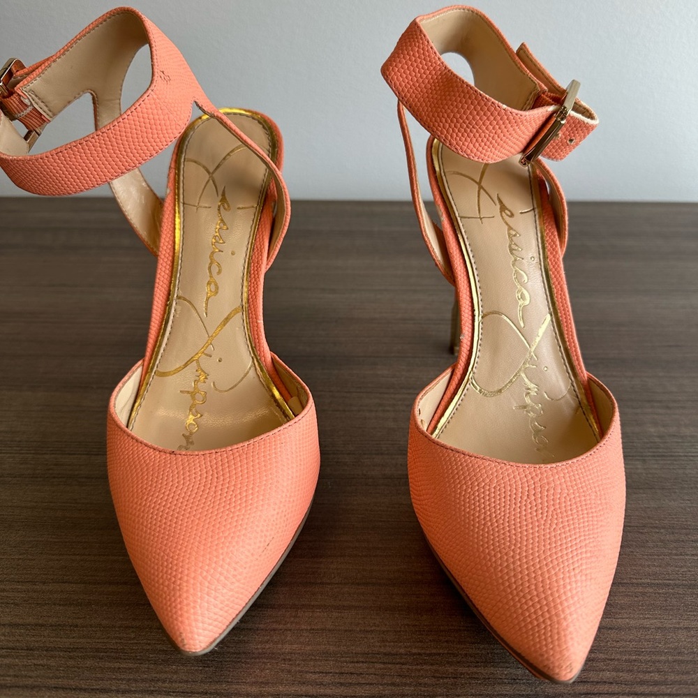 Jessica Simpson size 6.5 heels